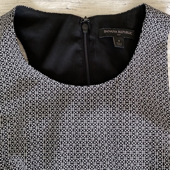 Patterned dress - Picture 3 of 4